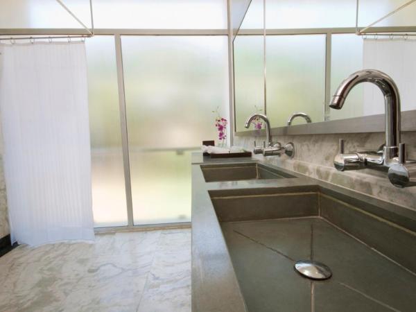 The Park Slope Hotel : photo 2 de la chambre chambre double avec balcon (3 adultes)