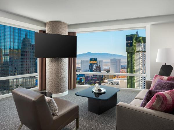 ARIA Resort & Casino : photo 3 de la chambre suite d'angle - vue sur le strip