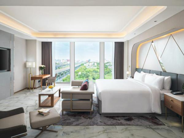 Asawin Grand Convention Hotel : photo 3 de la chambre suite exécutive