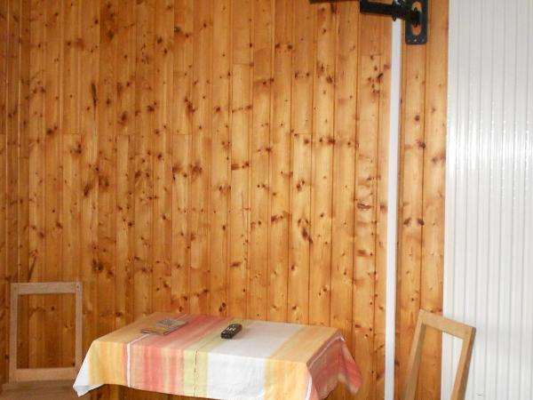 Hotel Les Sapins : photo 7 de la chambre chambre double - accès par escaliers uniquement