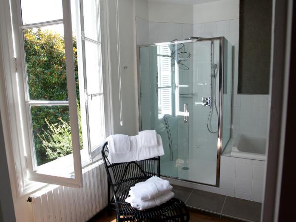 La Maison Jules : photo 5 de la chambre chambre double ou lits jumeaux deluxe – vue sur jardin