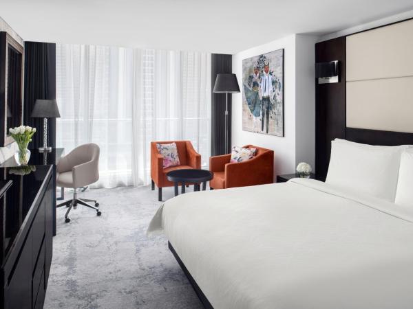 Mövenpick Hotel Jumeirah Lakes Towers Dubai : photo 7 de la chambre superior king room - includes free beach club access