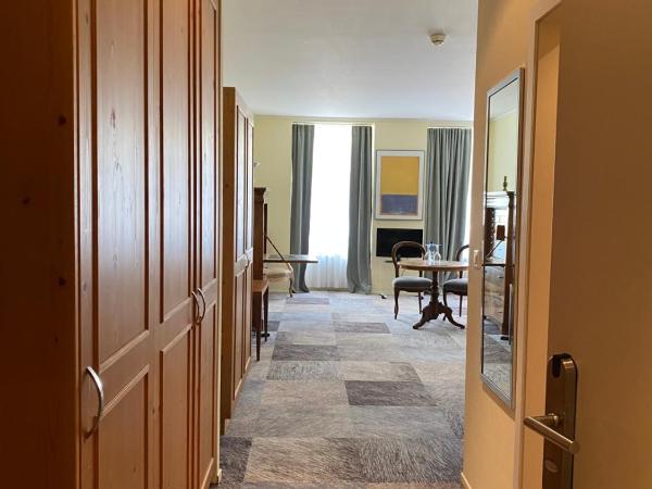 Thermal Hotels & Walliser Alpentherme Leukerbad : photo 2 de la chambre suite supérieure grand bain