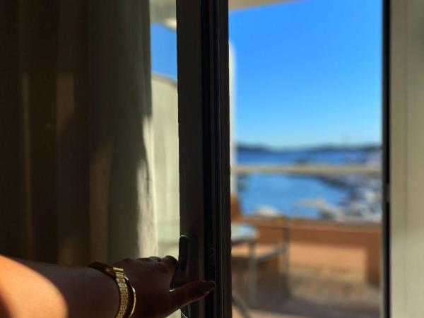 Scala Bed & Breakfast : photo 5 de la chambre chambre familiale avec balcon - vue sur mer