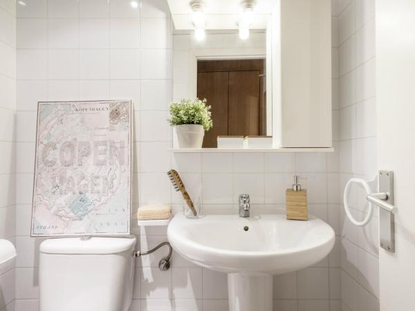 Residencia Universitaria Campus de Montilivi : photo 4 de la chambre chambre simple avec cuisine