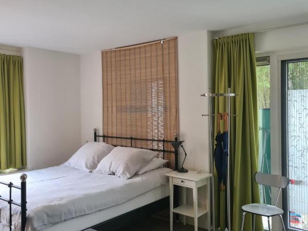 GREAT CANAL STUDIO - Water view & Free parking : photo 9 de la chambre chambre quadruple - vue sur lac