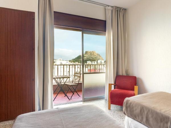 Hotel Leuka : photo 7 de la chambre chambre lits jumeaux