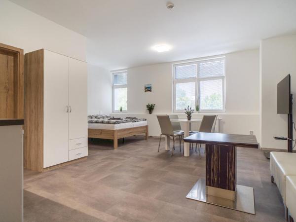 Apartmány U Jiříka : photo 6 de la chambre chambre double avec salle de bains privative