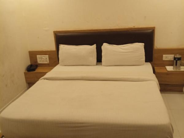 Hotel Maan Palace : photo 1 de la chambre chambre simple Économique