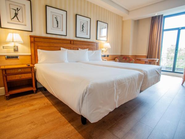 Valladolid Recoletos : photo 1 de la chambre chambre double ou lits jumeaux standard avec vue