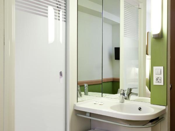Ibis Budget Madrid Calle 30 : photo 3 de la chambre chambre lit queen-size