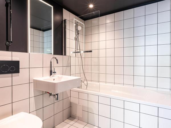 Graphik Montparnasse : photo 1 de la chambre chambre triple