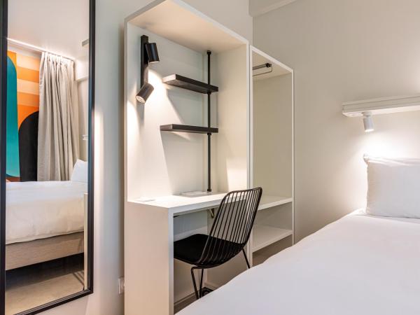 Graphik Montparnasse : photo 1 de la chambre chambre lits jumeaux