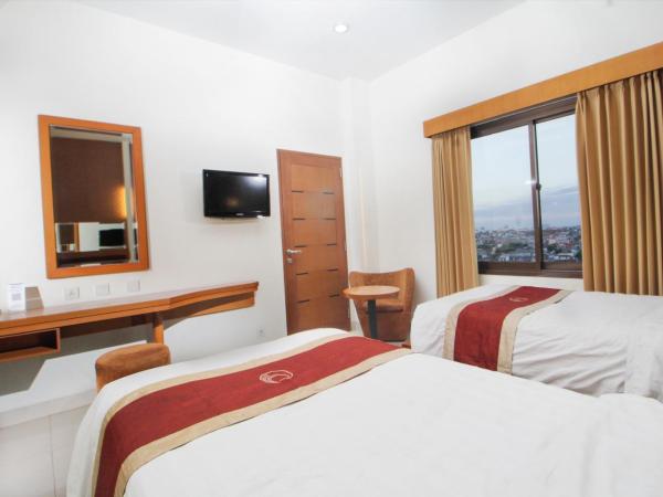 Hotel Bisanta Bidakara Tunjungan : photo 7 de la chambre chambre deluxe double ou lits jumeaux