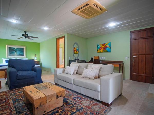 Cliffside Luxury Inn : photo 7 de la chambre suite deluxe avec lit king-size