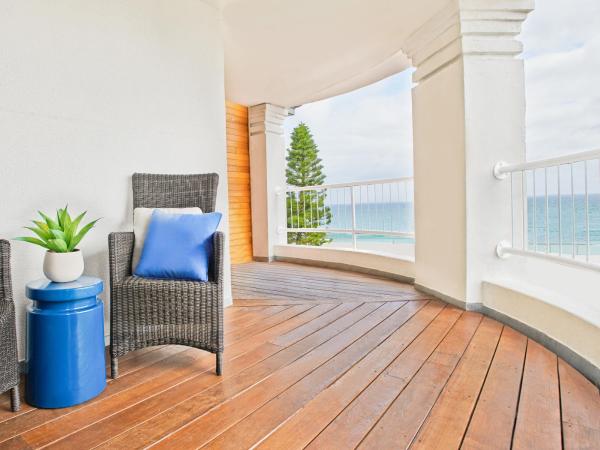 Cottesloe Beach Hotel : photo 1 de la chambre suite lit king-size - vue sur océan