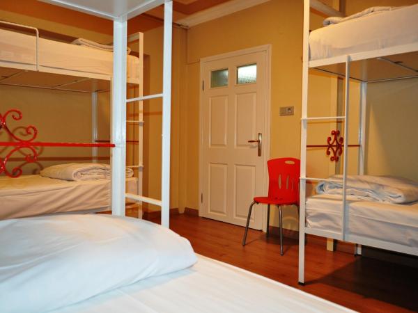 Antique Hostel : photo 6 de la chambre lit dans dortoir mixte de 6 lits