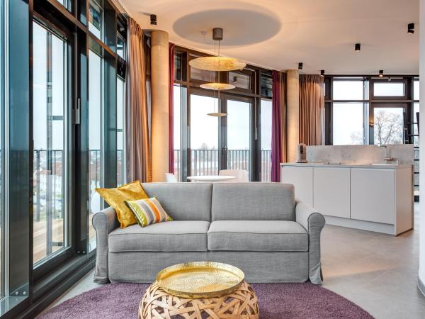 Hotel im Bunker : photo 4 de la chambre penthouse