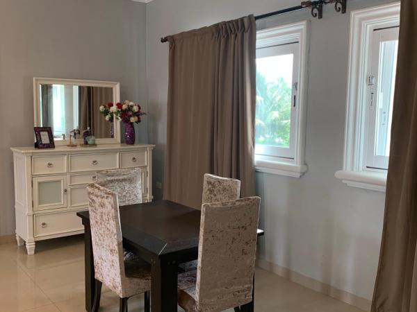 Villa Segovia : photo 4 de la chambre chambre deluxe