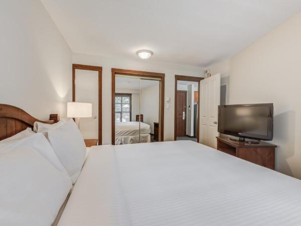 Blackcomb Springs Suites by CLIQUE : photo 4 de la chambre suite 1 chambre avec cuisine entièrement Équipée - côté piste