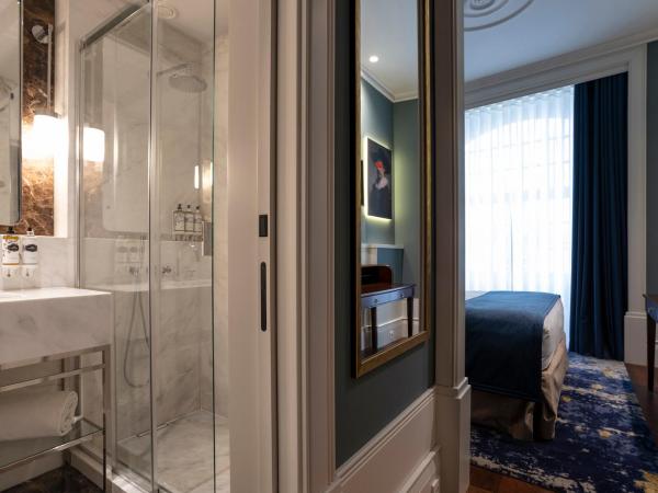 ICON Duplo Ribeira : photo 7 de la chambre chambre double ou lits jumeaux