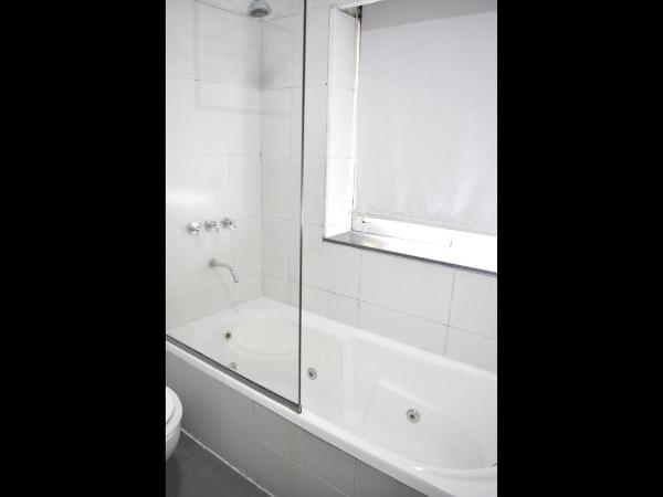 Maitre Hotel Boutique : photo 4 de la chambre suite supérieure lit king-size