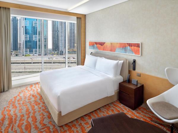 Crowne Plaza Dubai Marina, an IHG Hotel : photo 6 de la chambre chambre king standard avec vue sur ville