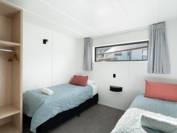 Driftaway Queenstown : photo 8 de la chambre chambre familiale - vue sur lac
