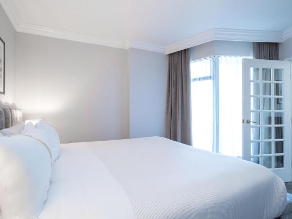 The Sutton Place Hotel Vancouver : photo 2 de la chambre suite lit king-size exécutive