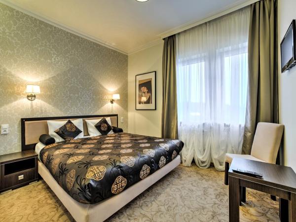 Hotel Luxor : photo 1 de la chambre chambre double de luxe avec douche