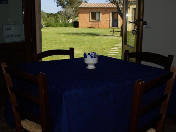 B&B Pubulos : photo 2 de la chambre chambre double ou lits jumeaux avec salle de bains