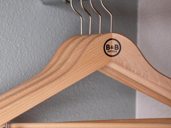 B&B HOTEL Sète Centre Gare : photo 2 de la chambre chambre double standard