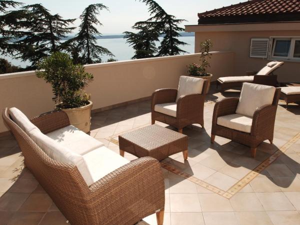 Hotel Abalone : photo 1 de la chambre  appartement de luxe - vue sur mer (4 adultes + 2 enfants)