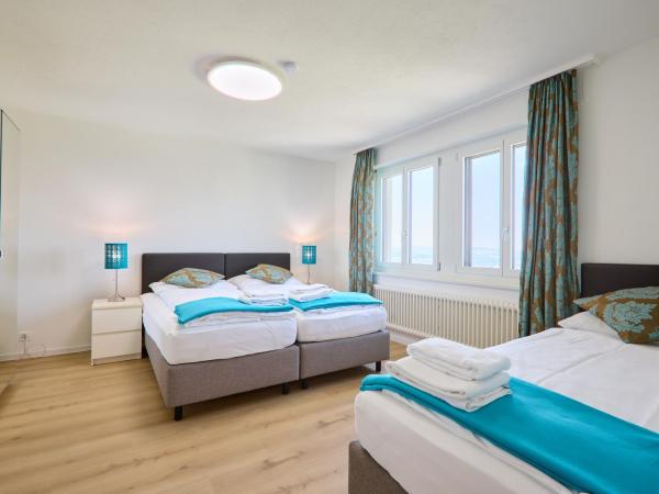 Hotel Sonnenberg : photo 7 de la chambre chambre triple avec salle de bains