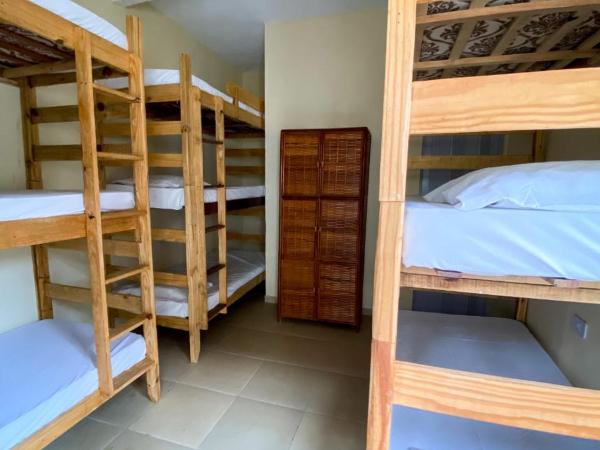 Hostel Sol da Barra : photo 3 de la chambre lit dans dortoir féminin de 9 lits