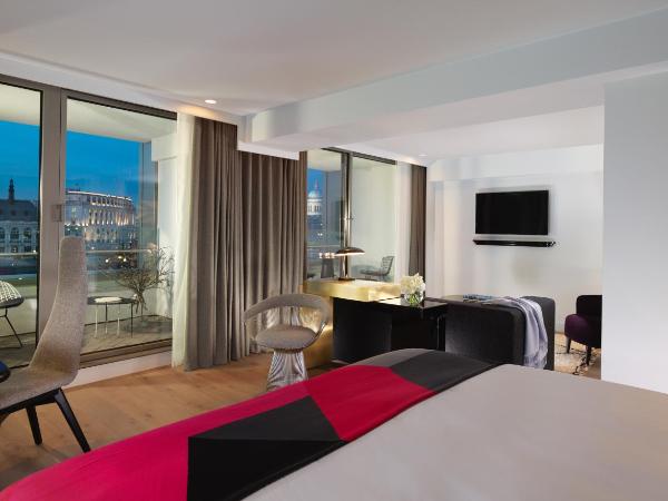 Sea Containers London : photo 7 de la chambre suite avec balcon - vue sur rivière