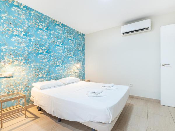 Apartamentos La Rosita Old Town : photo 9 de la chambre appartement avec terrasse