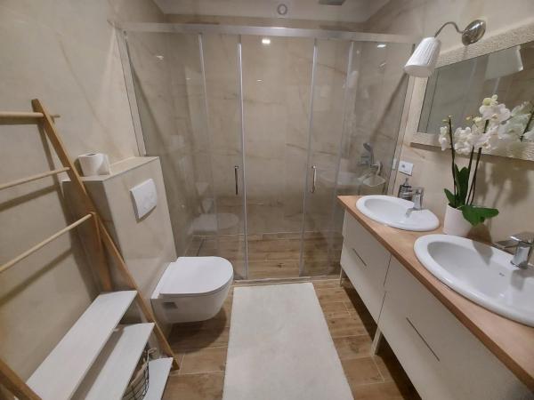 Apartments Marta 1 : photo 3 de la chambre appartement deluxe