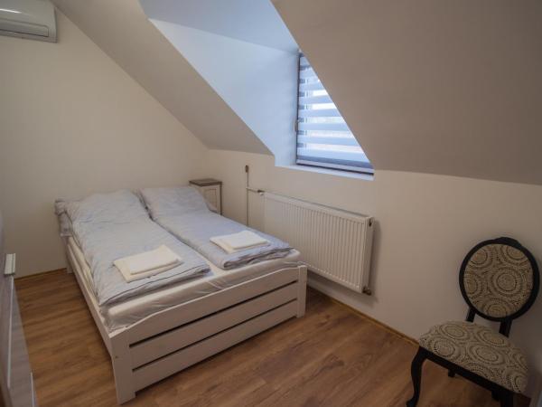 Reneszánsz Vendégház : photo 2 de la chambre chambre standard lit queen-size