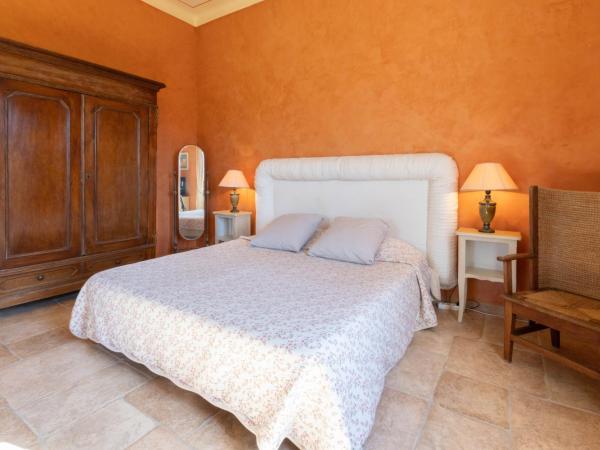 Castel Enchanté : photo 5 de la chambre chambre familiale