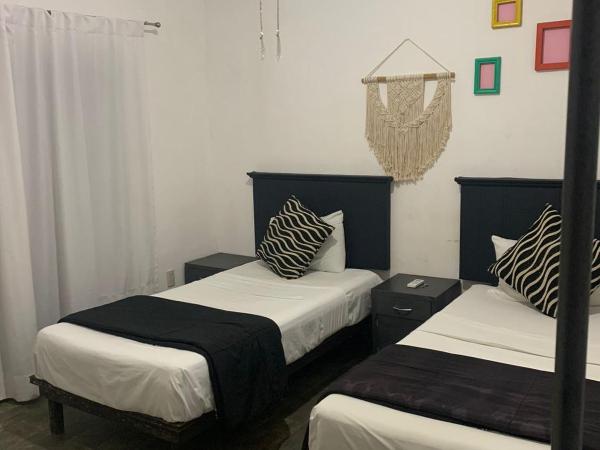 Ecoplaneta by Casa Borush : photo 6 de la chambre chambre lits jumeaux