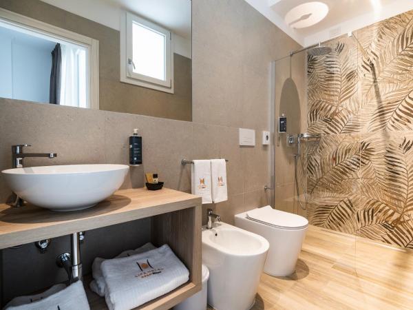 Life Hotel : photo 9 de la chambre chambre quadruple