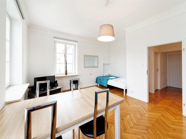 Old Town Kanonia Hostel & Apartments : photo 6 de la chambre appartement 2 chambres (5-6 adultes)