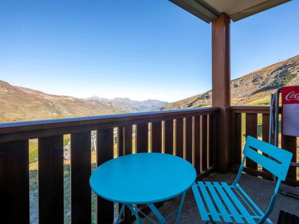 Résidence Le Necou - Les Ménuires : photo 5 de la chambre studio 306 avec balcon - vue sur montagne