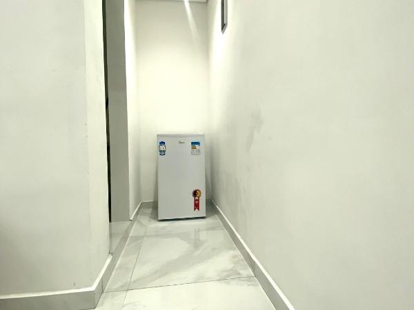 Hotel Praça da Árvore : photo 3 de la chambre chambre familiale avec salle de bains