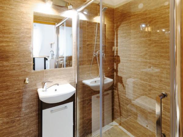 Old Town Kanonia Hostel & Apartments : photo 10 de la chambre appartement