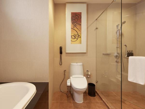 Dusit Suites Hotel Ratchadamri, Bangkok : photo 6 de la chambre suite supérieure 1 chambre lit king-size