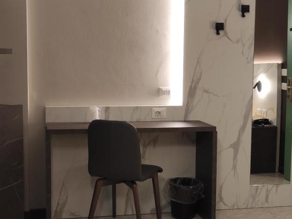 Hotel Mistral : photo 4 de la chambre chambre quadruple