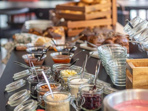 JOST Hôtel Bordeaux Centre Gare Saint Jean : photo 1 de la chambre chambre double standard - jost signature