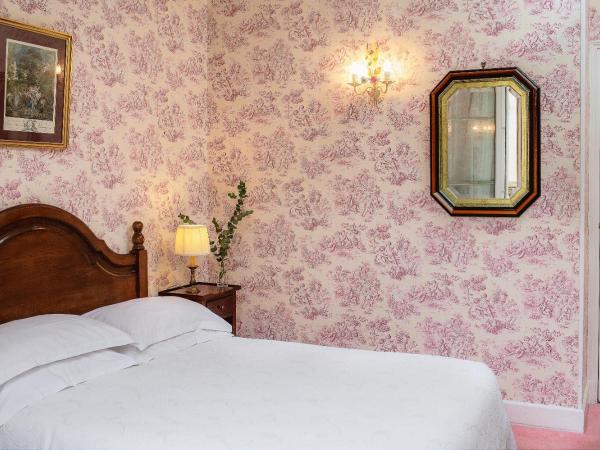 Hotel des Grandes Ecoles : photo 3 de la chambre chambre double classique